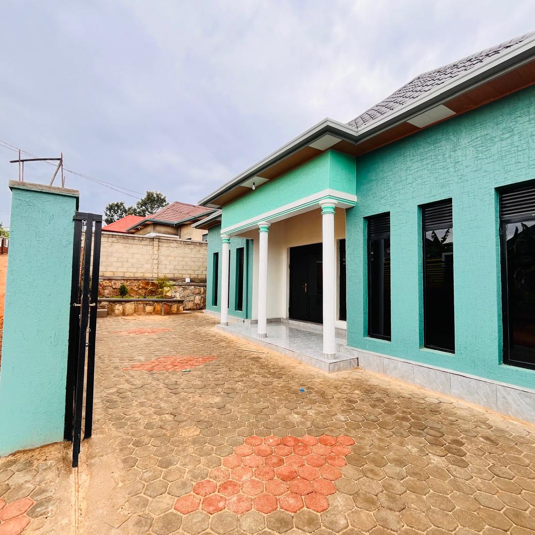 House for sell Gallery Image