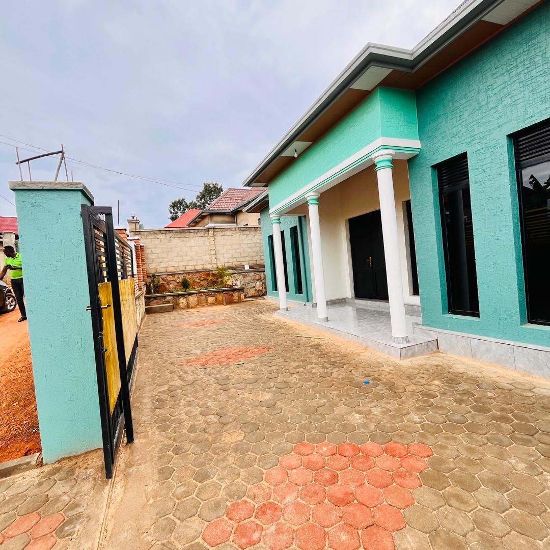 House for sell Gallery Image