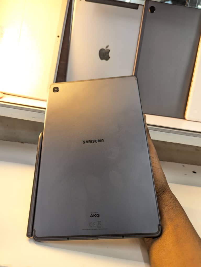 Galaxy A7 lite